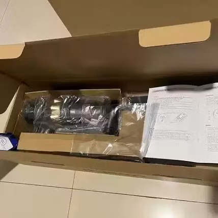 Ly679 Портативный автомобильный робот-пылесос с двигателем BLDC